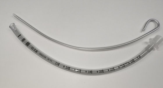comprar Tubo endotraqueal médico suave con ojos Murphy y línea de rayos X Tubo endotraqueal sin esposas con alambre de guía fabricación en línea