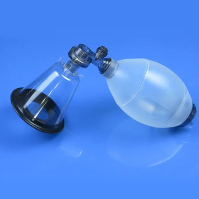Buen precio Reanimador manual de silicona reutilizable para veterinarios Conjunto completo de bolsas de Ambu con tubos de oxígeno, máscara y aerodinámica (tamaños S / M / L) en línea