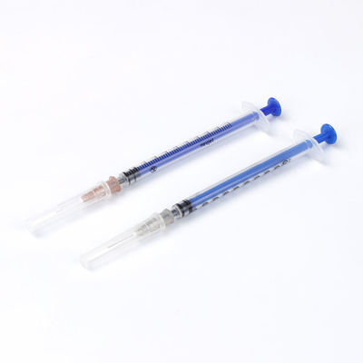 Buen precio 1 ml de jeringa desechable de tuberculina con inyector azul para dosificación precisa hecha de PP de grado médico en línea