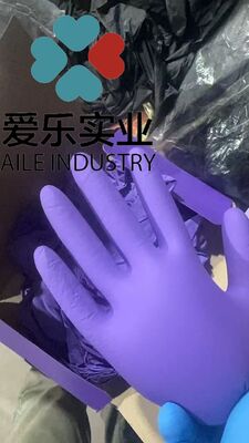 Buen precio Guantes de nitrilo desechables con puntas de dedos sin látex y texturizadas estándar AQL 1.5 para un agarre mejorado en línea