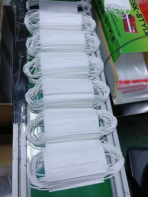 Buen precio Mascarillas quirúrgicas estériles de 3 capas, envueltas individualmente, paquete de 50, desechables, 98% de filtración en línea